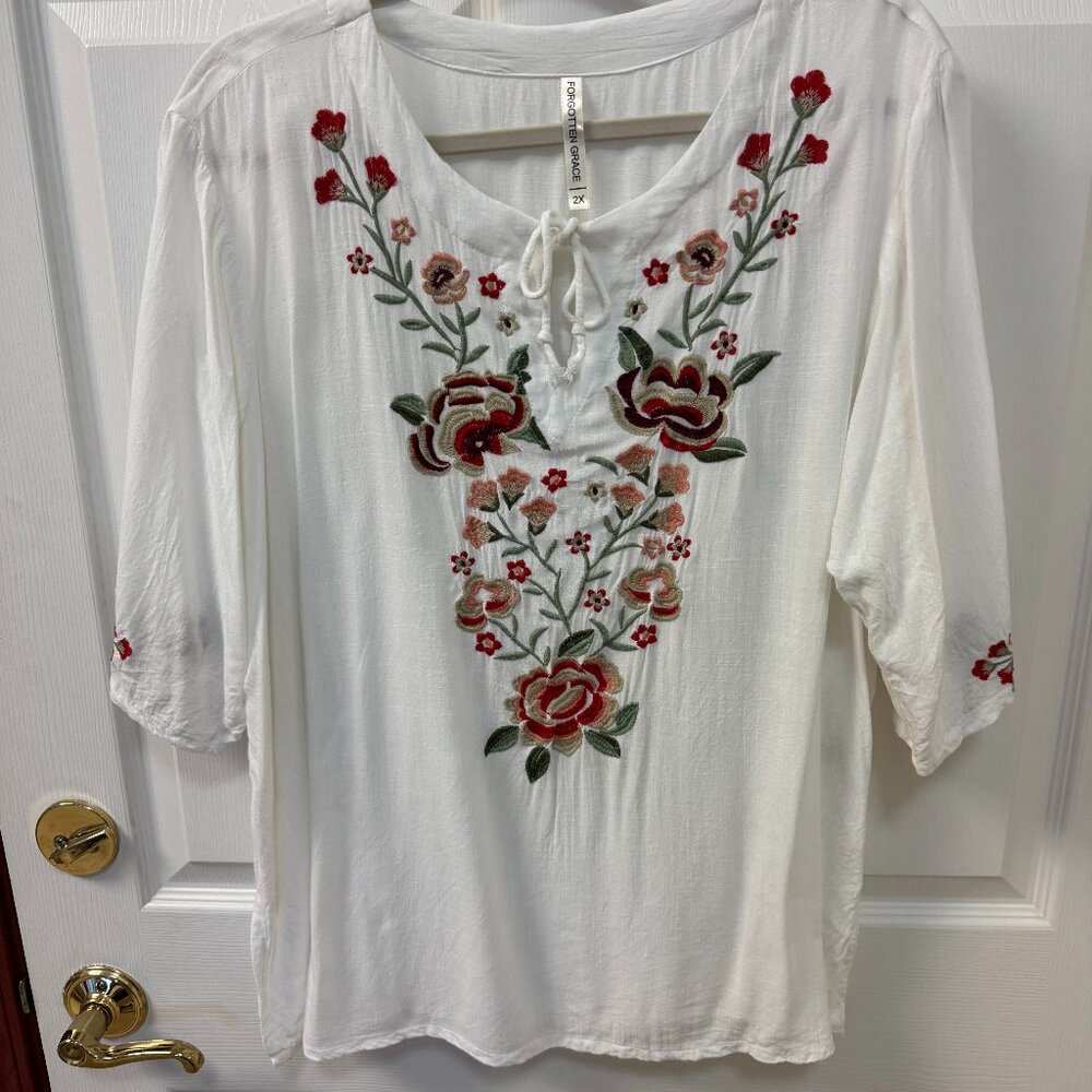 Forgotten Grace  Embroidered Gauzy Top  Size 2X